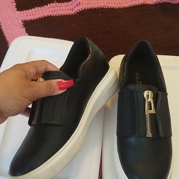 Aldo slip on sneaker - Picture 2 of 2